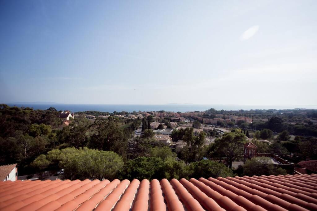 Magnifique Appartement Avec Vue Imprenable La Londe-les-Maures Exterior foto